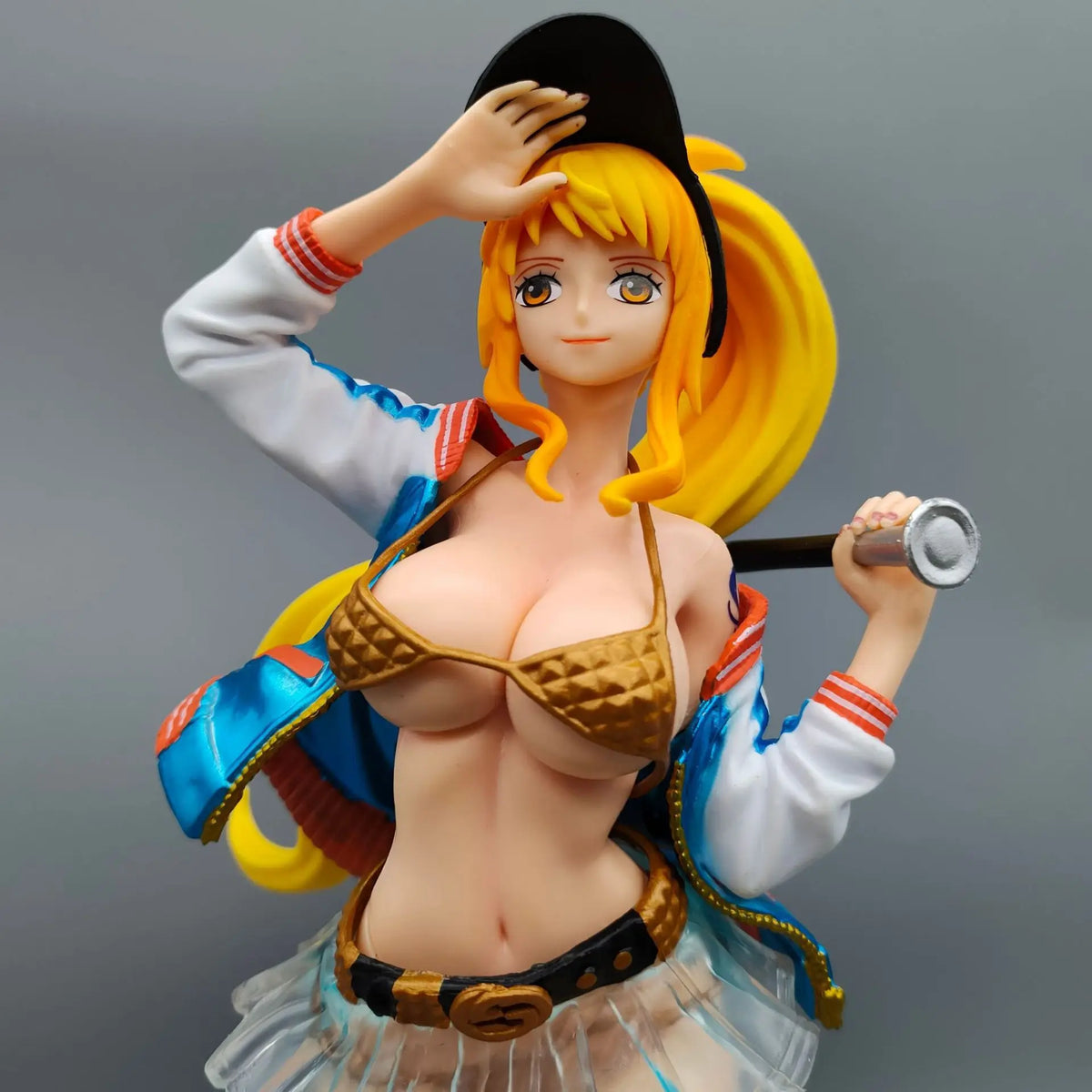 Figurka One Piece – Nami w stroju kąpielowym (33 cm)