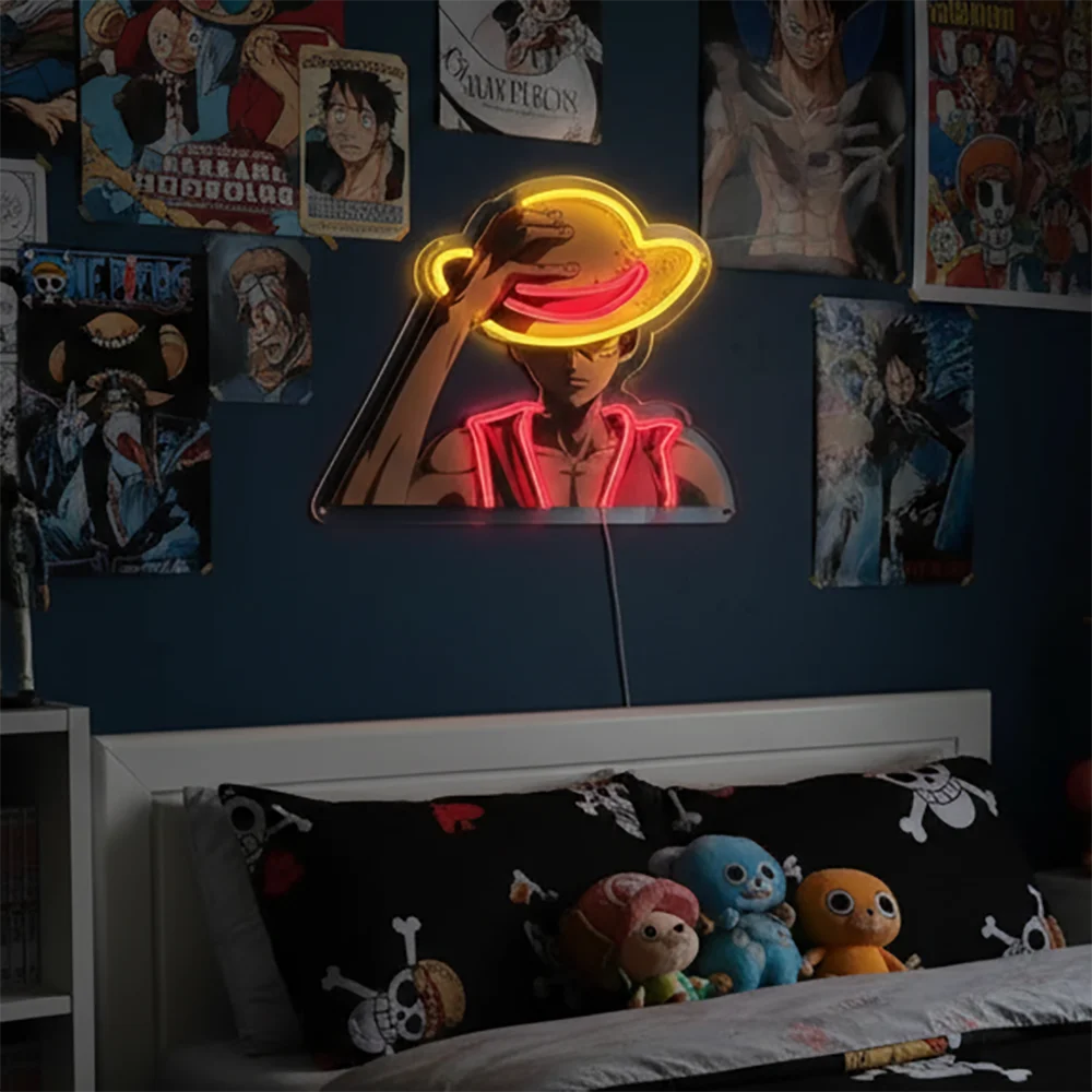 Lampa neonowa One Piece – Sylwetka Luffy’ego w czerwonym Słomkowym Kapeluszu