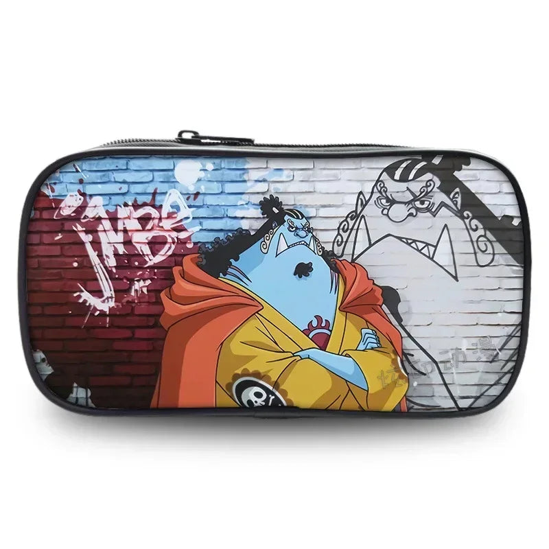 Piórnik One Piece – ilustracja Jinbe w morskim stylu