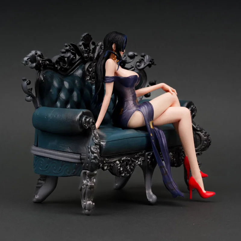 Figurka One Piece — Boa Hancock (elegancka poza bojowa)