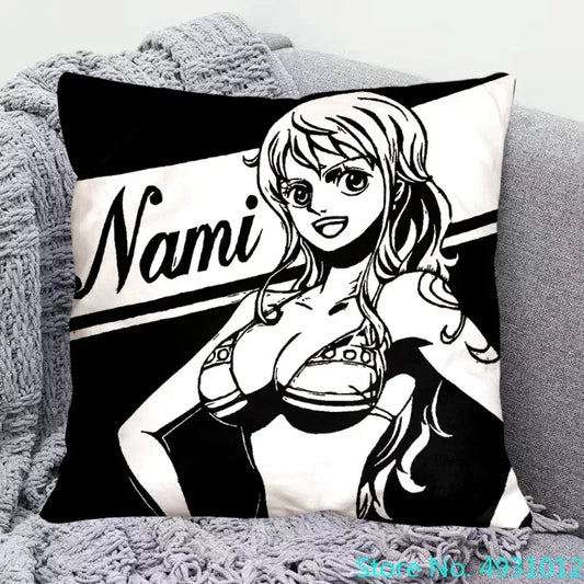 Poszewka na poduszkę One Piece - Nami (Wzór mangowy)