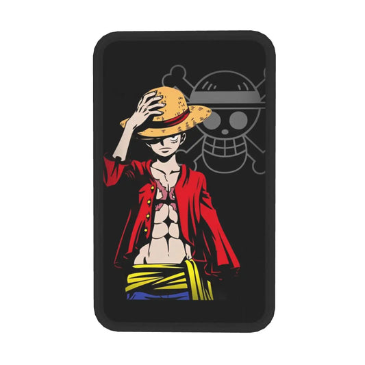 Pokrowiec na podłokietnik One Piece – Luffy w swobodnej pozie (klasyczny design)