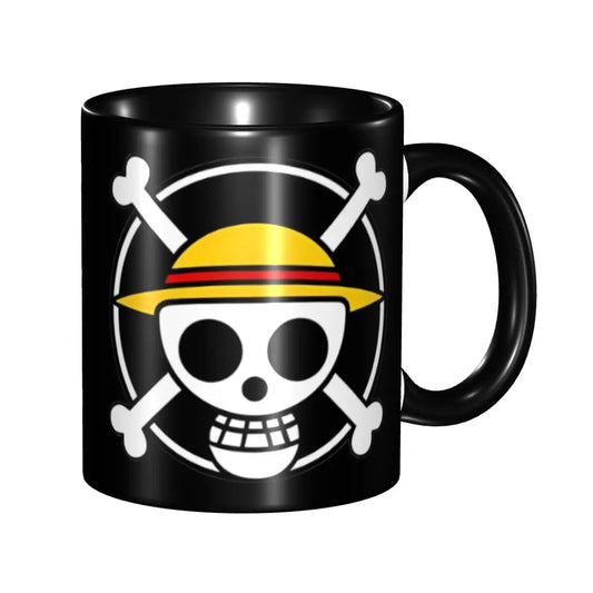 Kubek One Piece – Klasyczny Jolly Roger na czarnym tle