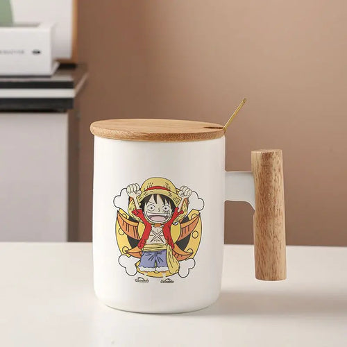 Kubek One Piece – uśmiechnięty Chibi Luffy z drewnianą pokrywką