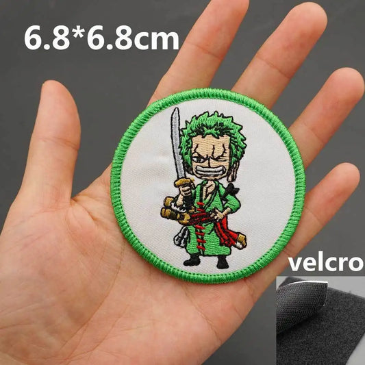 Naszywka One Piece – Roronoa Zoro w walce (zielone koło)