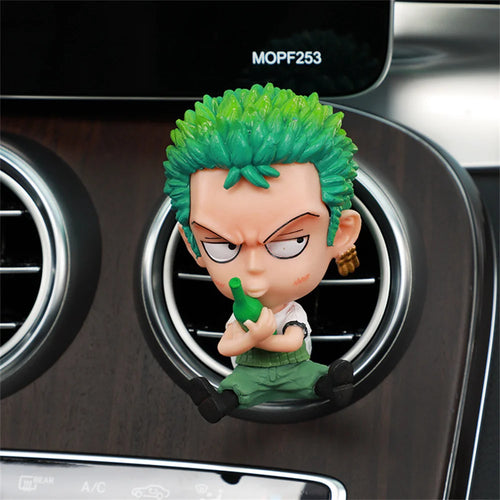 Akcesorium samochodowe One Piece – figurka Roronoa Zoro do kratki wentylacyjnej