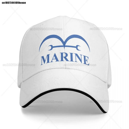 Czapka z daszkiem One Piece Marine – czysta biel (haftowane logo)